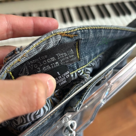 Volcom Blue Jean Shorts with Distressed Hem size 1 - Picture 11 of 16